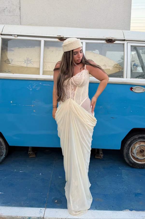 EDEN TSHOVA